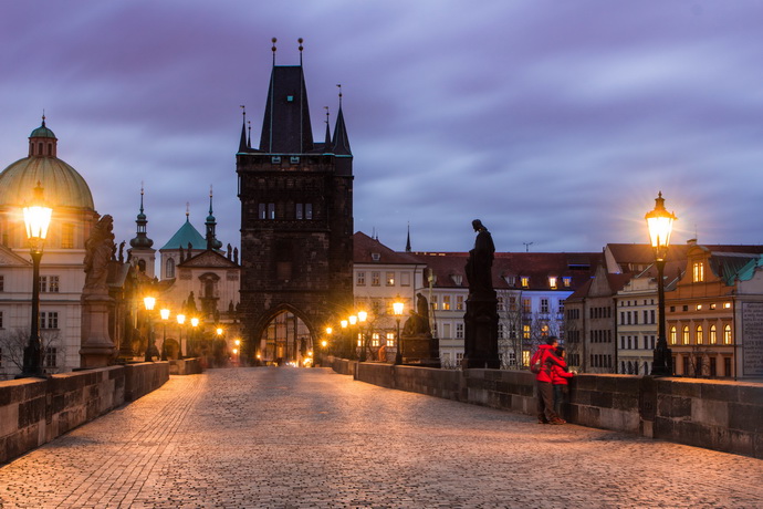 <img class="pull-center" title="Prague" data-src="http://www.journeys6senses.com/wp-content/uploads/2020/03/image-13-1024x683.png" alt="Old Town Prague" title="Prague for Christmas">