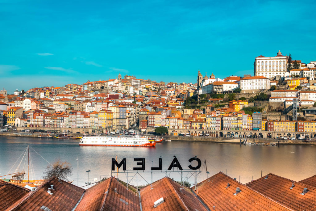 "Порту" <img decoding=