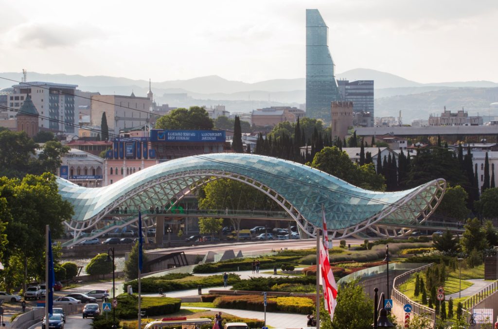 "Tbilisi" <img loading=