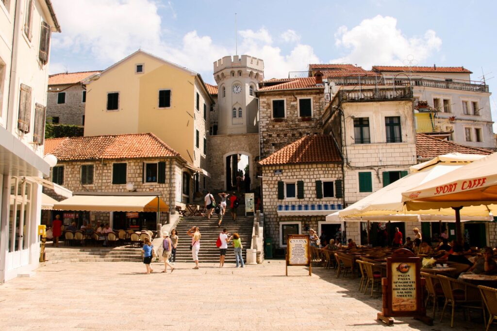 <img class="pull-center" title="Herceg Novi" src="https://www.journeys6senses.com/wp-content/uploads/2023/01/IMG_0387-1024x682.jpg" alt="Route through Boka Kotor Bay">