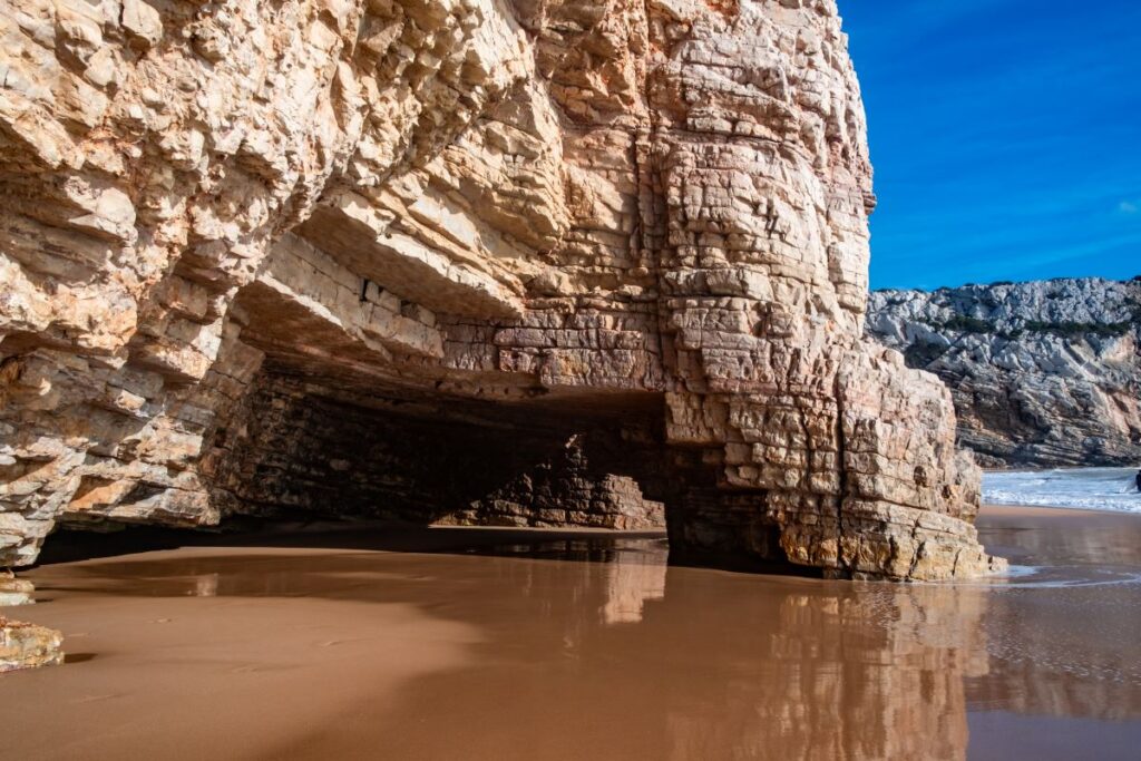 "Алгарве" <img loading=