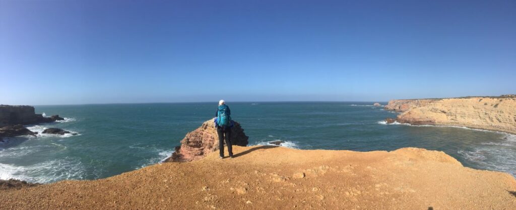 "Алгарве" <img loading=